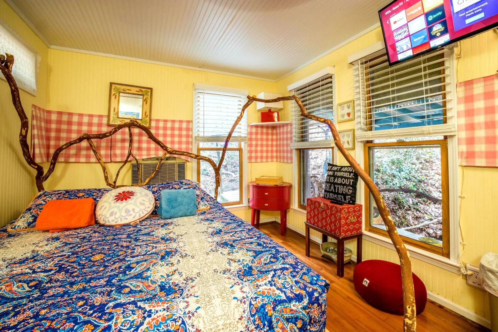 Bear Creek Lodge And Cabins In Helen Ga - Pet Friendly, River On Property, Walking Distance To Downtown ヘレン エクステリア 写真